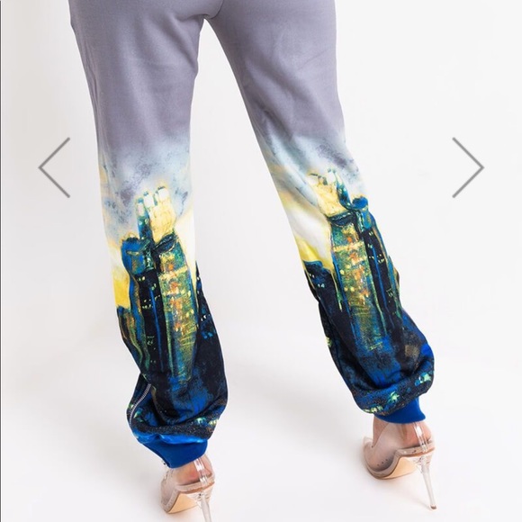 Akira Chicago Cityline Two Piece - Picture 9 of 15